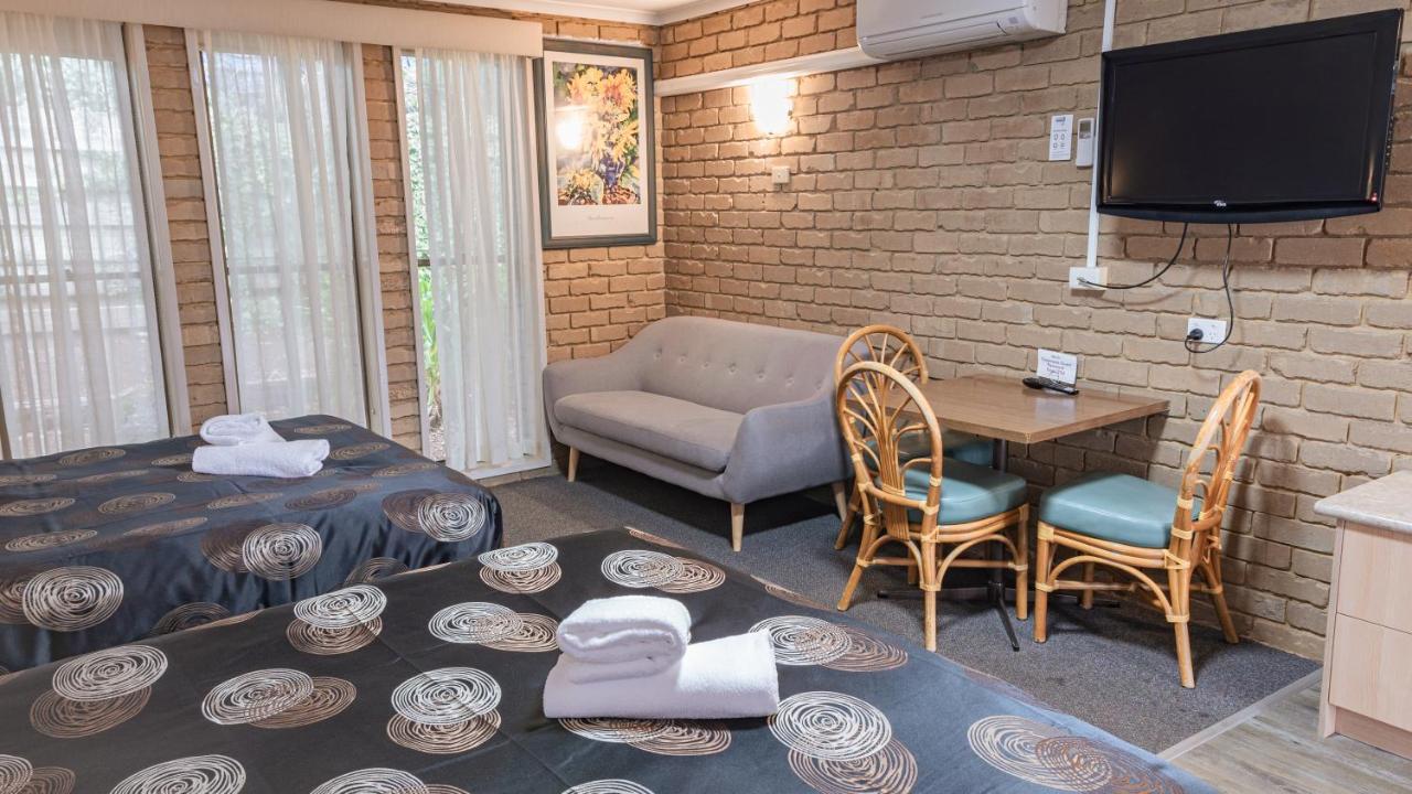 Tropicana Motor Inn Cowes Luaran gambar