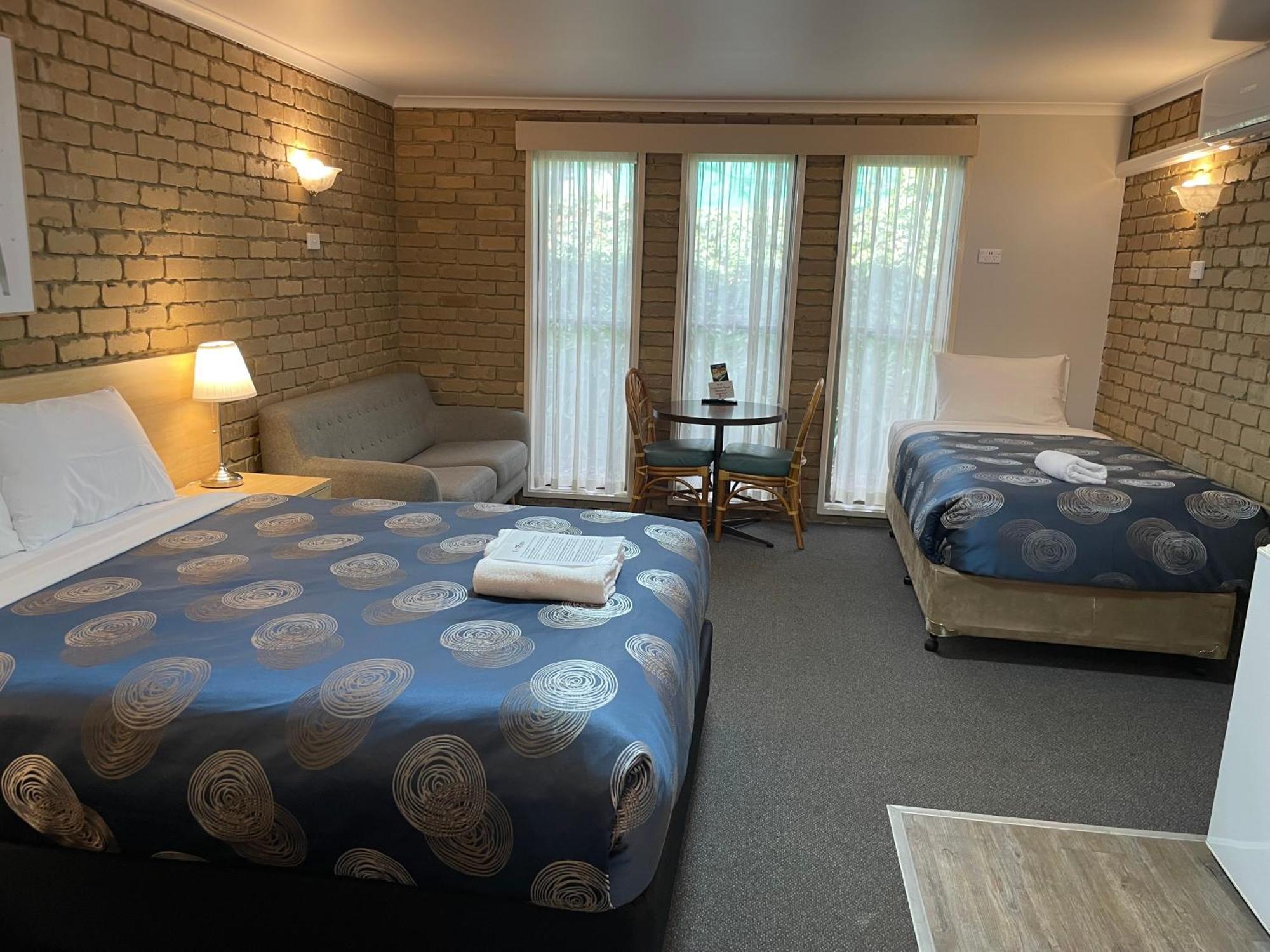 Tropicana Motor Inn Cowes Luaran gambar
